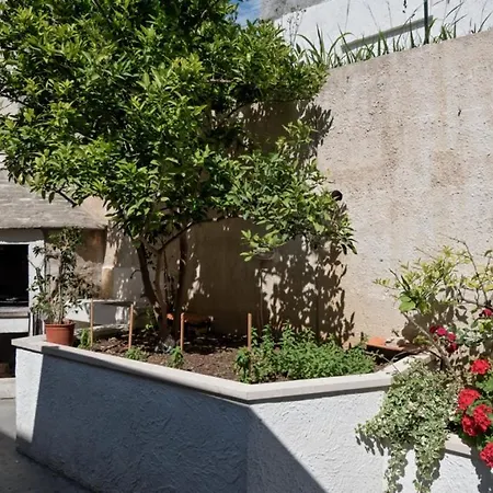 In With Terrace, Air Conditioning, Wifi 3758-4 *